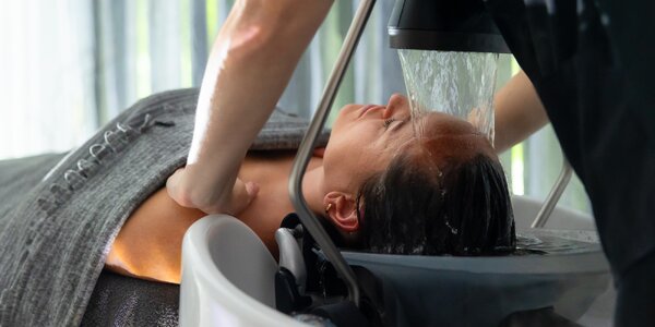 Head Spa Rituál: Japonské wellness ošetrenie pre zdravie vlasov