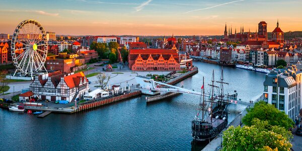 4* Gdansk: moderný hotel s raňajkami aj polpenziou