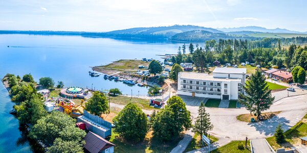 Moderný hotel pri Oravskej priehrade s polpenziou