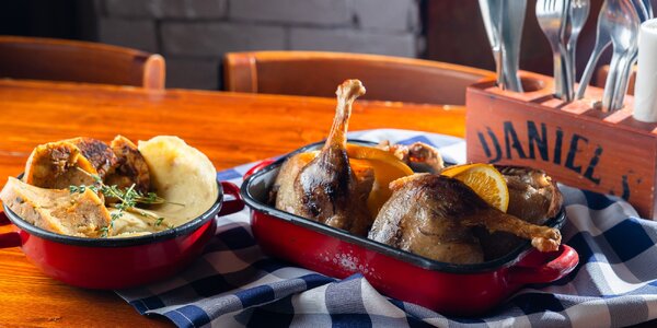 Kačacie hody pre štyroch s lokšami a kapustou