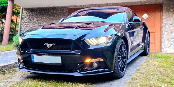 Prenájom americkej legendy Ford Mustang GT 5.0 V8