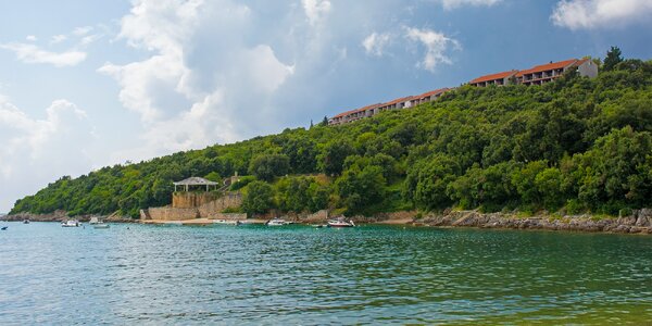 Istria a záliv Duga Uvala: apartmány 250 m od pláže