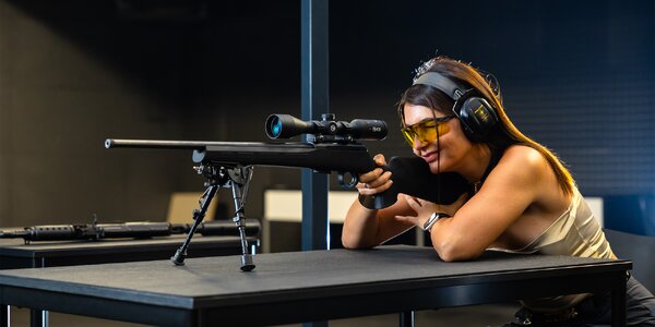 Zážitková streľba z rôznych zbraní: Malorážky, pištole aj Kalašnikov