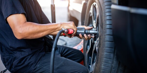 Výmena kolies alebo prezutie pneumatík s vyvážením