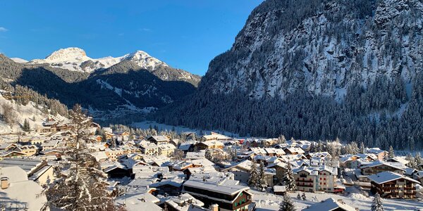 Val di Fassa: 4* hotel s wellness, jedlom aj skibusom