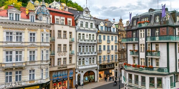 Luxusný hotel na karlovarskej kolonáde: pivné kúpele aj raňajky