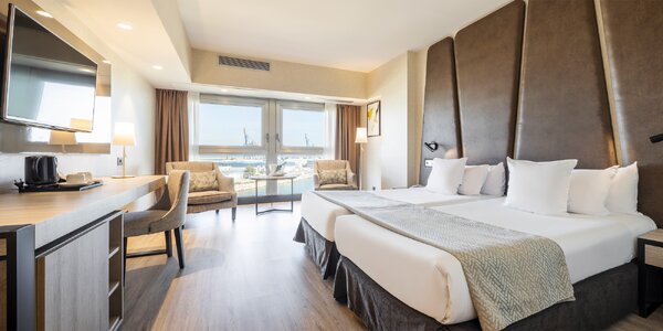Málaga: 4* hotel priamo pri pláži, raňajky v cene
