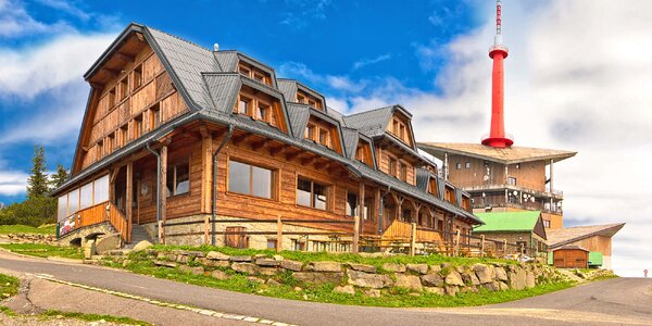 Pobyt priamo na vrchole Lysé hory s polpenziou