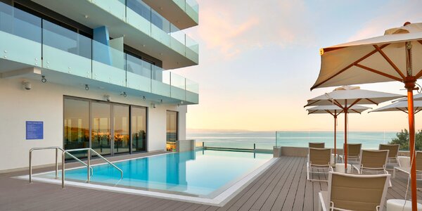 Chorvátsky Split: 4* hotel pri pláži, wellness aj strava