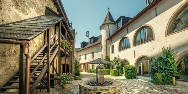 Kráľovský pobyt s wellness v hradnom hoteli****