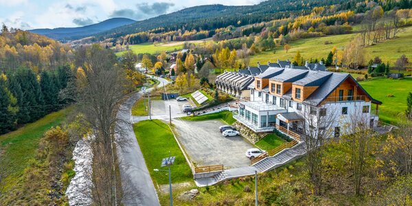 Poľský Sněžník: lyže alebo single tracky, raňajky aj wellness