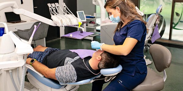 Dentálna hygiena a komplexné vyšetrenie chrupu pre deti aj dospelých