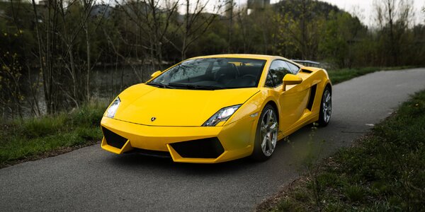 Zážitková jazda na Lamborghini Gallardo v premávke