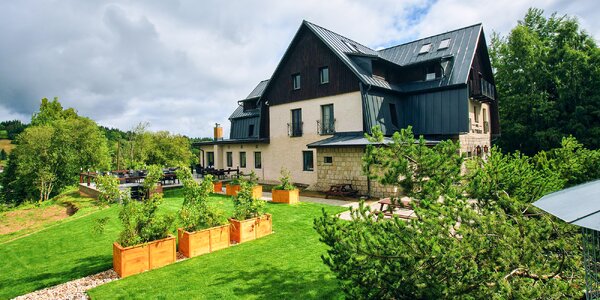 Pobyt v Jizerských horách: raňajky aj vonkajší bazén