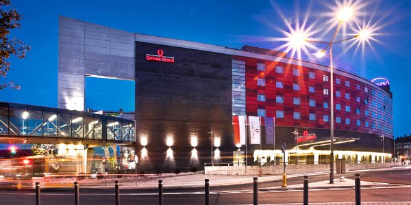 Moderný hotel v centre Bielsko-Białej: raňajky alebo polpenzia