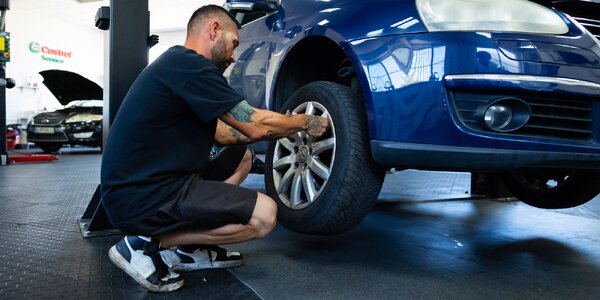 Prezutie pneumatík alebo výmena kolies s kontrolou bŕzd